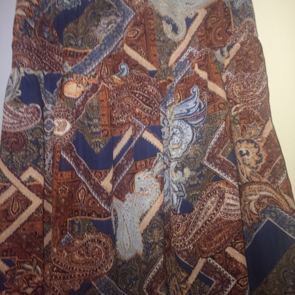 Bohemian long patterned skirt - Picture 2 of 4